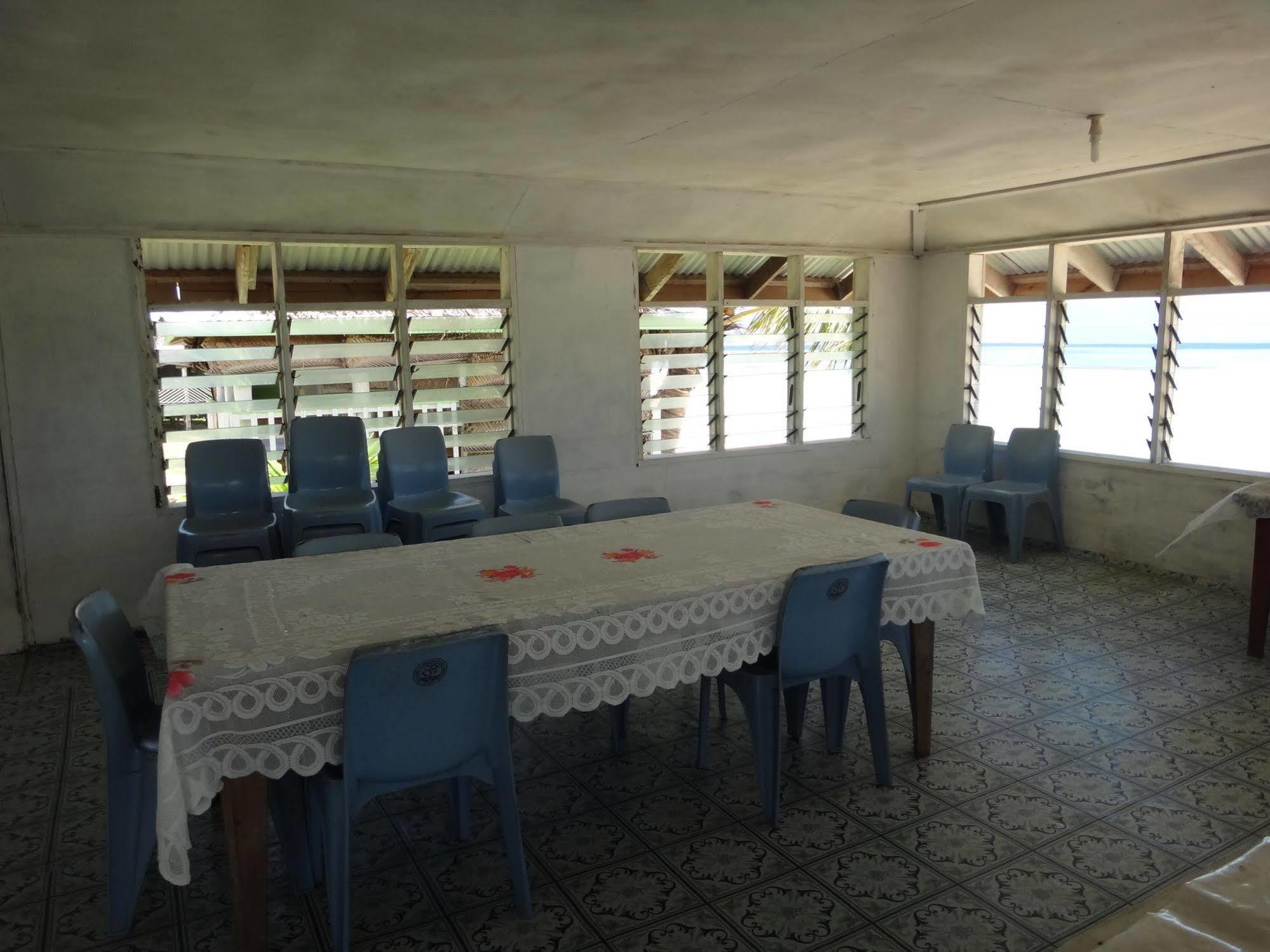 Tailua Beach Fales Manase Екстериор снимка