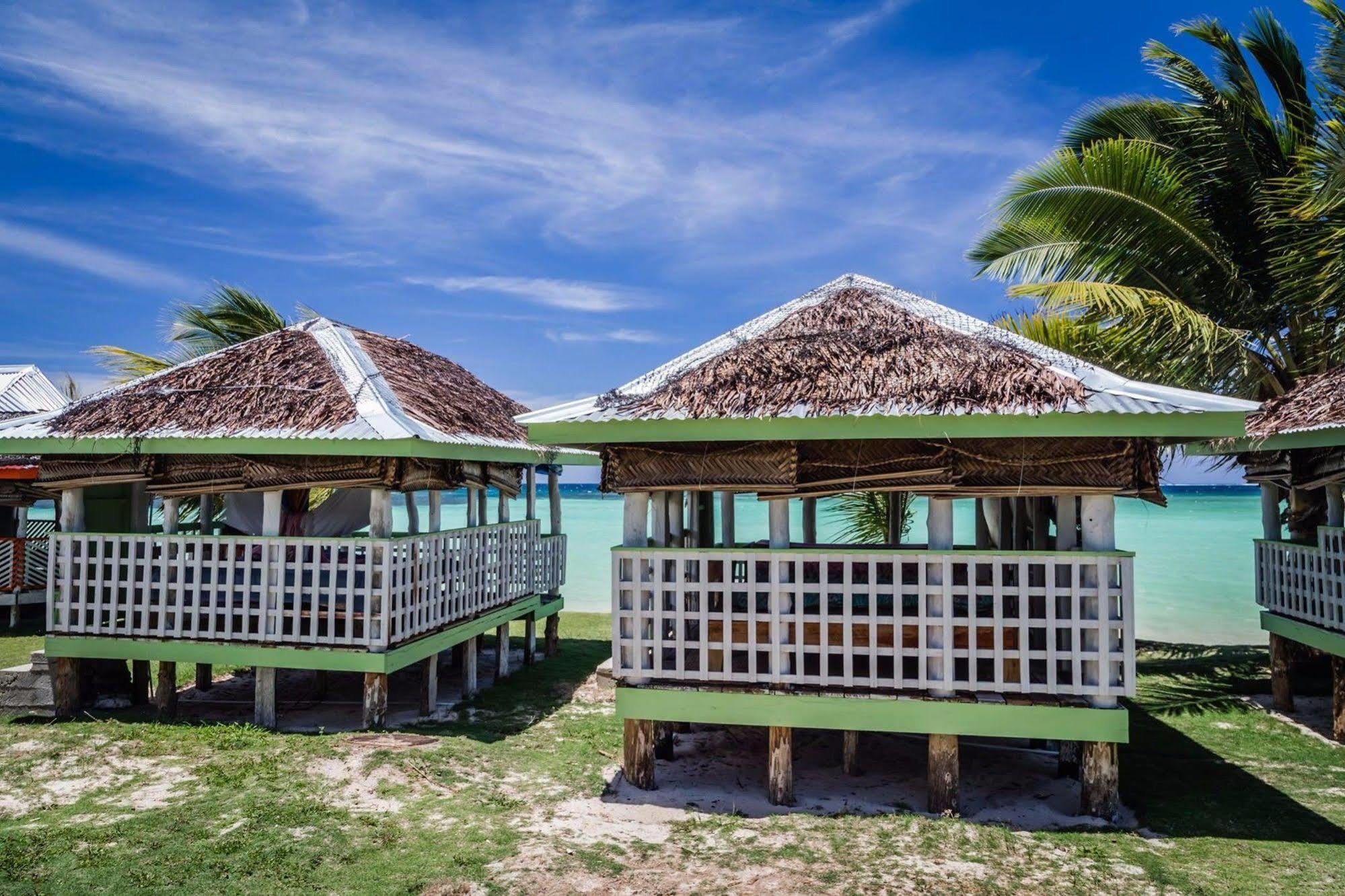 Tailua Beach Fales Manase Екстериор снимка