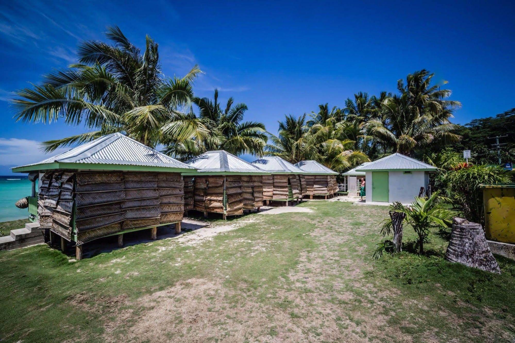 Tailua Beach Fales Manase Екстериор снимка