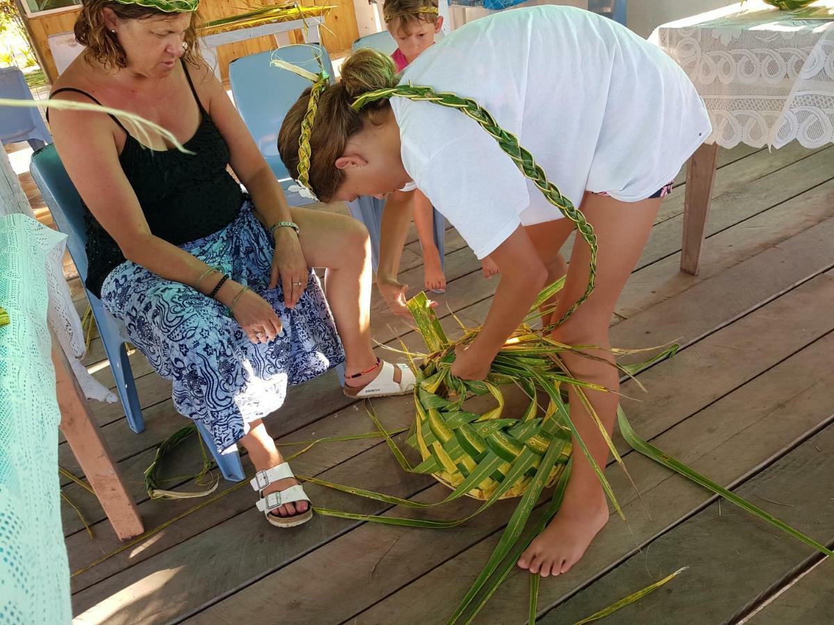 Tailua Beach Fales Manase Екстериор снимка